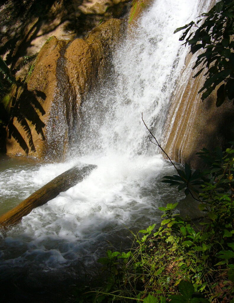 nam hoo waterfall